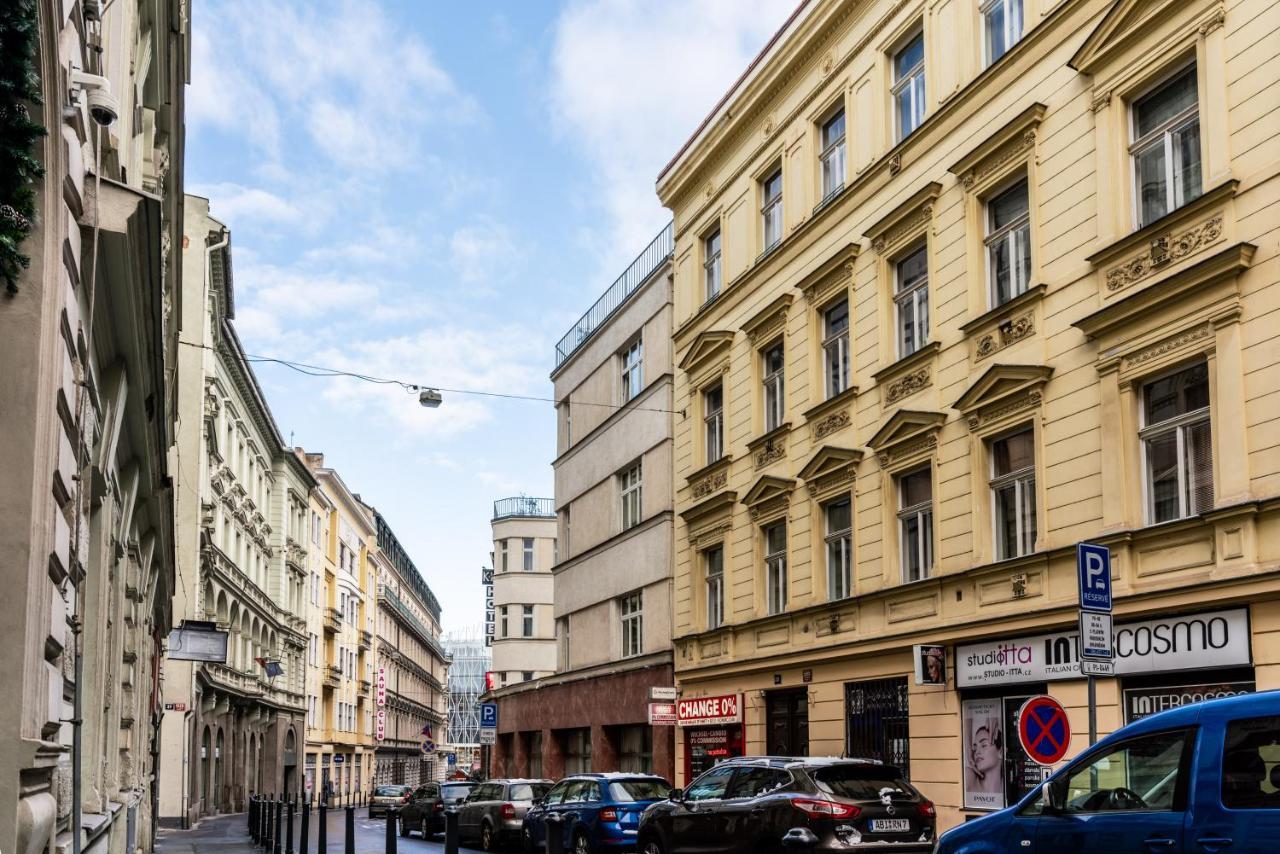 Black Gold Kingdom Prague Exterior photo