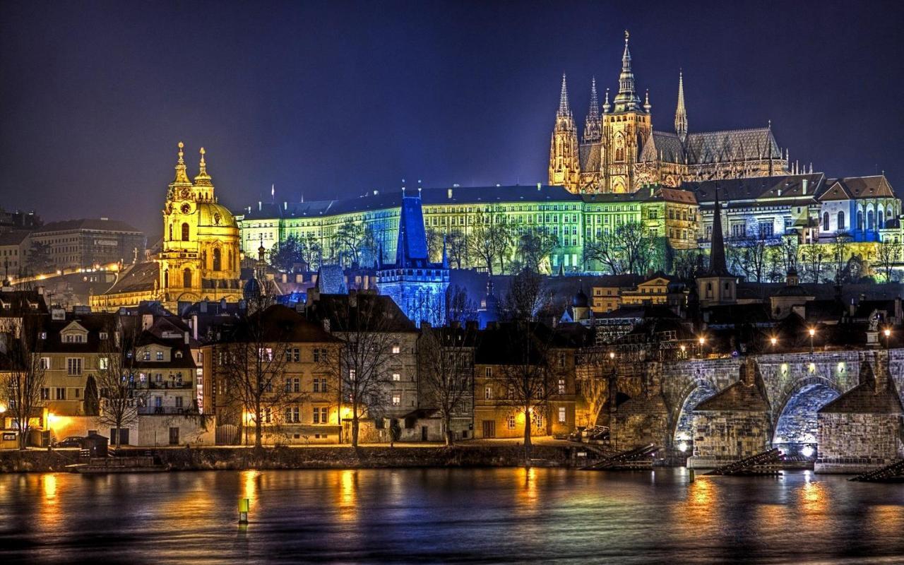 Black Gold Kingdom Prague Exterior photo